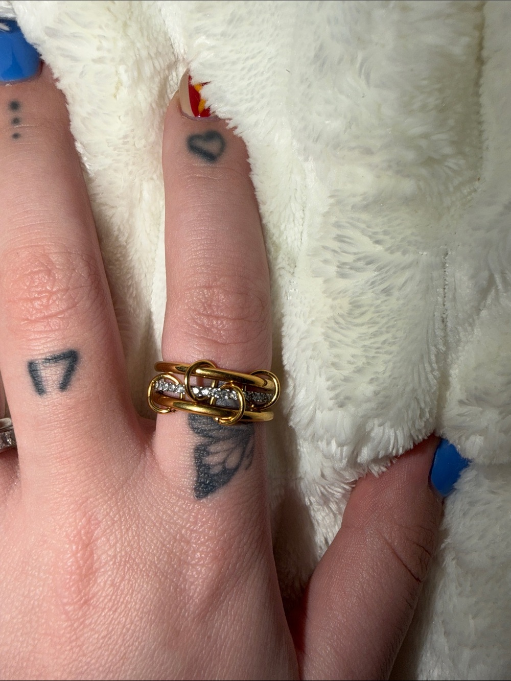Gold Chain-Link Ring with Clear Stone Accent - Evry Jewls